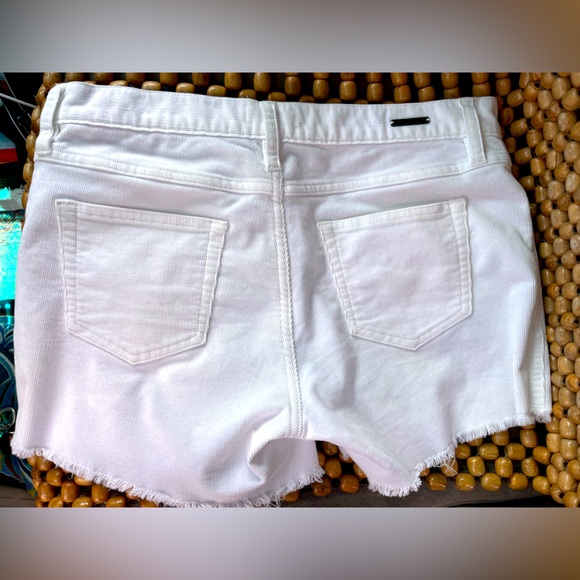 Carve Designs Oahu womens corduroy shorts 4 - Picture 2 of 3